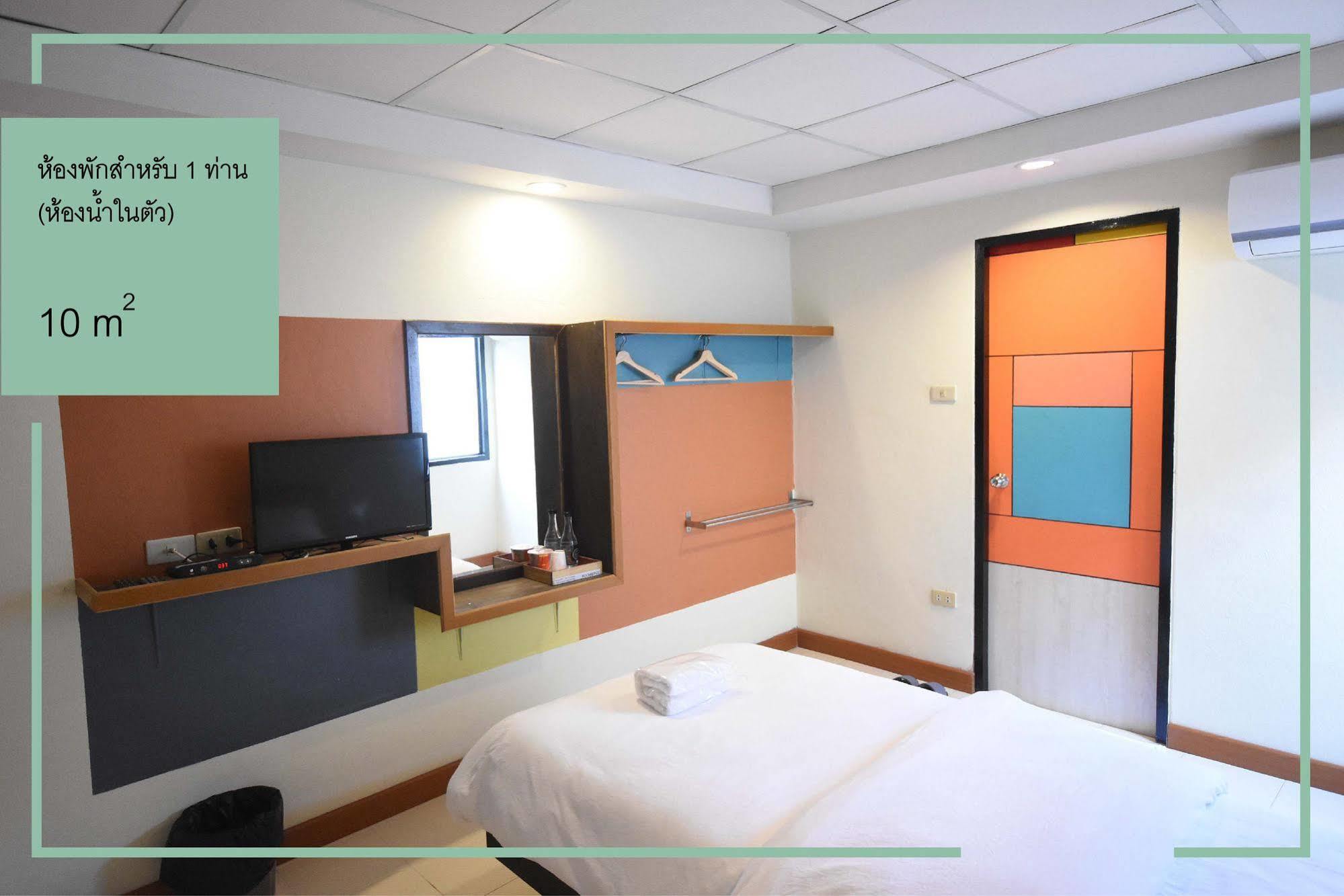 Room At Prachachuen Nonthaburi Eksteriør billede
