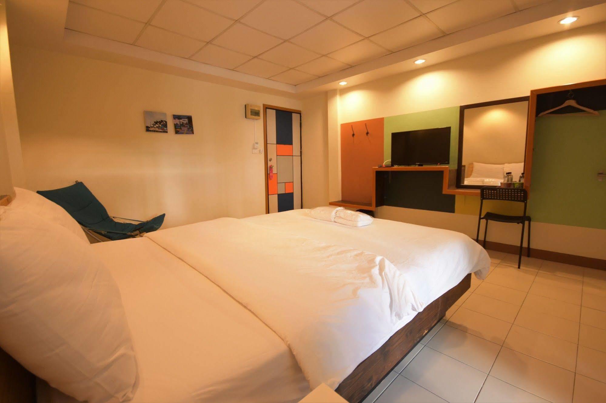 Room At Prachachuen Nonthaburi Eksteriør billede
